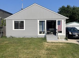 3013 Phillips Ave, Mount Pleasant, WI 53403