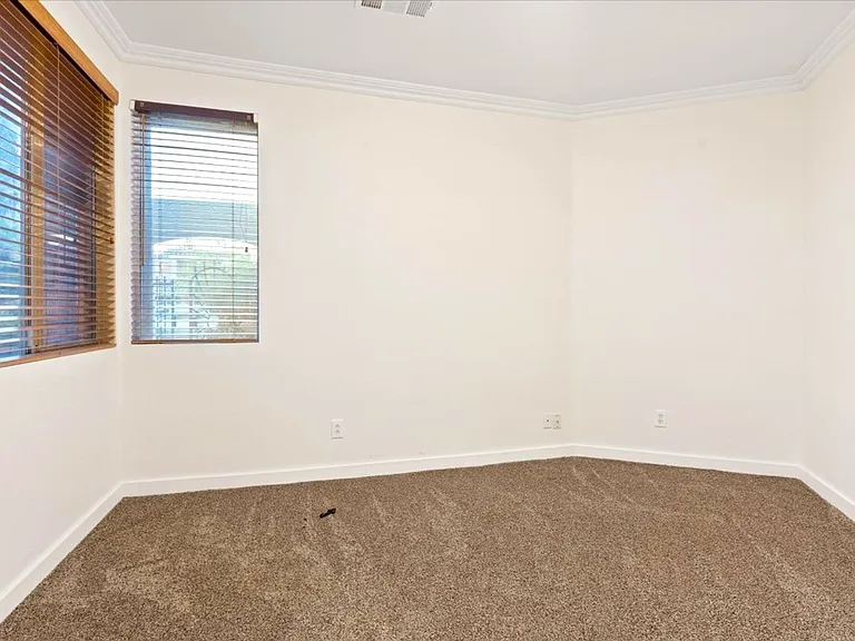 1708 Cordoba Canyon St — Photo 3
