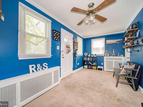 4th image of 506 Charmont Ave