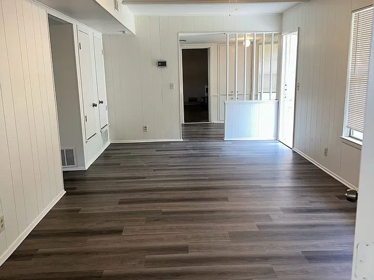 8807 Angel Valley St — Photo 2