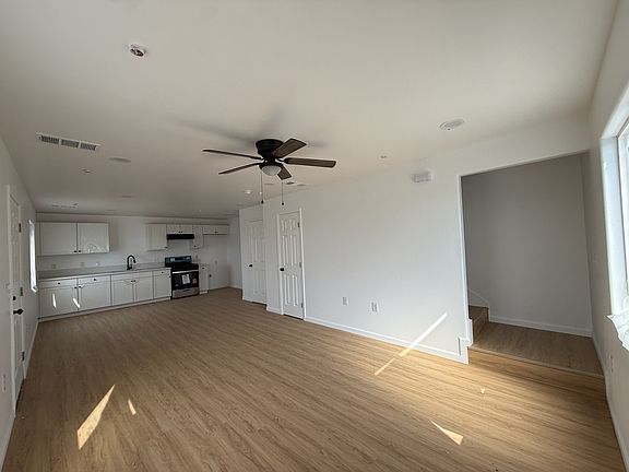 5th image of 112 NW 5th Ave Unit B-1