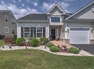 76 Diamond Spring Dr, Monroe Township, NJ 08831