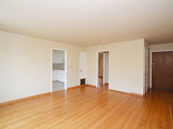 4th image of 1350 38th Ave #3