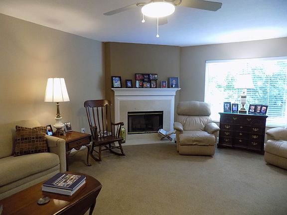 3rd image of 801 Southmeadow Cir Unit 202