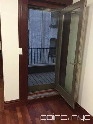 Rented by Point NYC | media 15