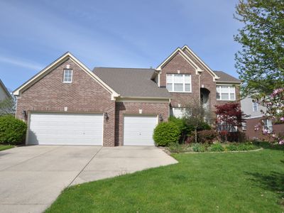 6527 Briarwood Pl, Zionsville, IN, 46077
