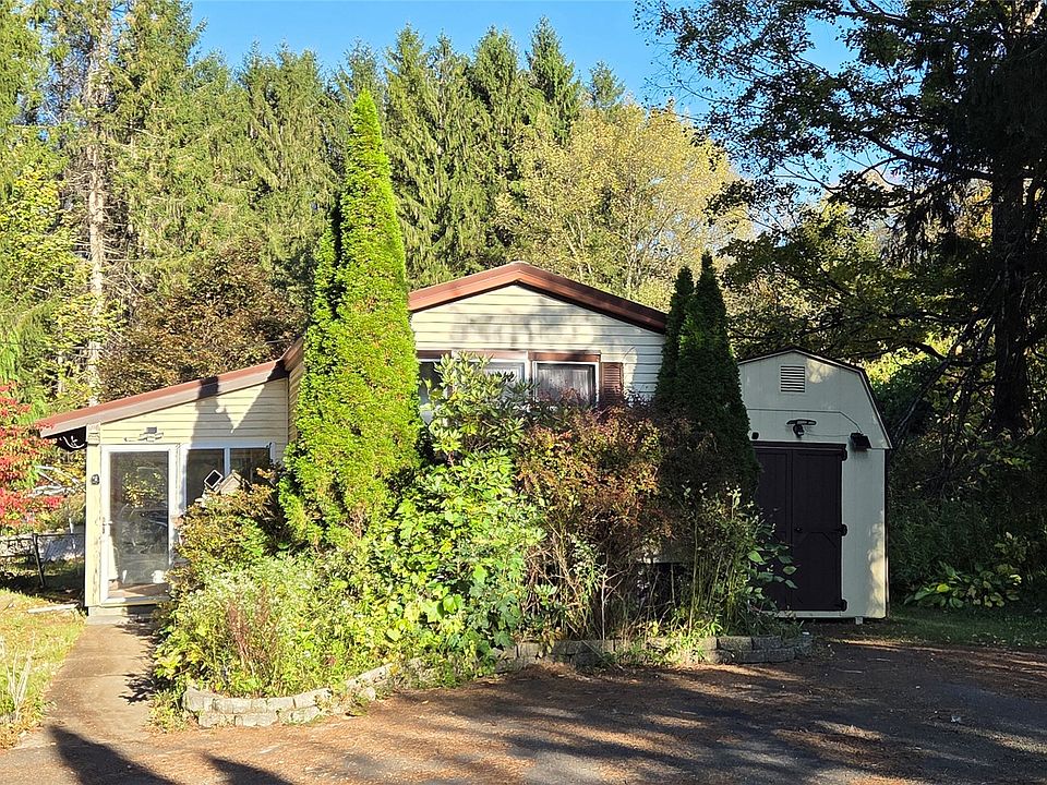 1st image of 1042 Castle Creek Rd