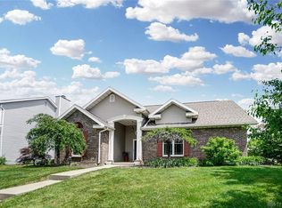 2806 Conowoods Dr, Springfield, OH 45503