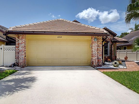 2nd image of 6860 Bitterbush Pl