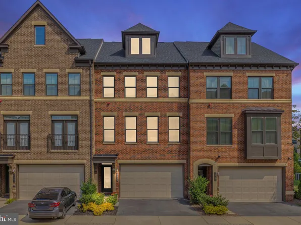 22284 Cornerstone Crossing Ter, Ashburn, VA 20148