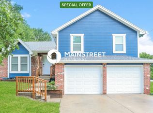 1811 Patricia Dr, Kearney, MO 64060
