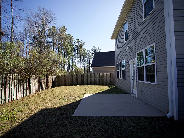 484 Brantley Cove Cir — Photo 51