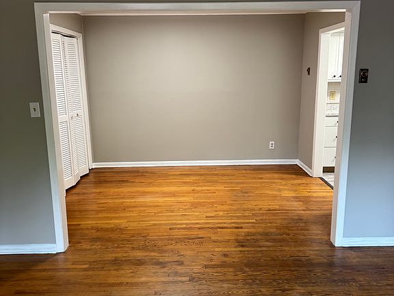 2nd image of 3637 Taliluna Ave