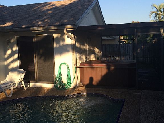 4th image of 8330 NW 52nd St