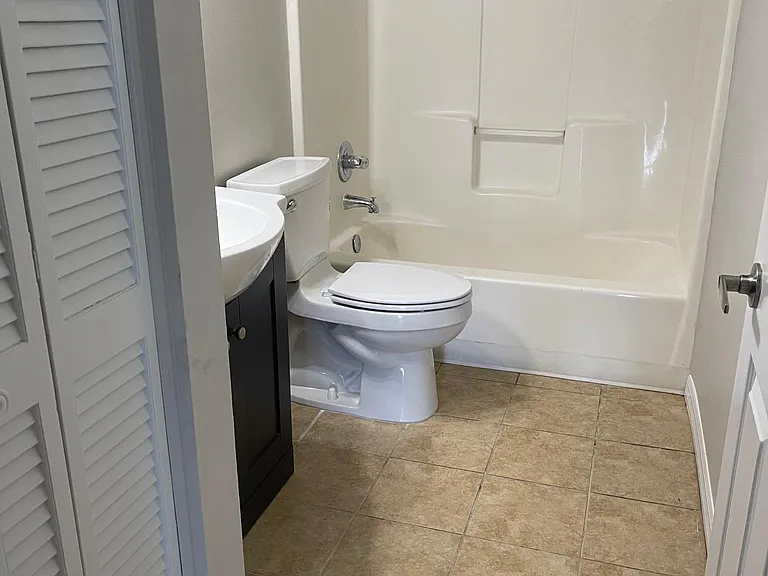 11218 Scotchwood Dr — Photo 11