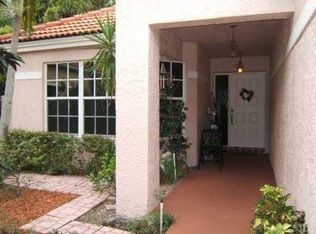 2811 Oakview Way, Davie, FL 33328