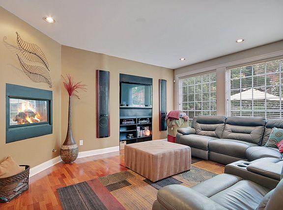 5th image of 7007 59th Street Ct W