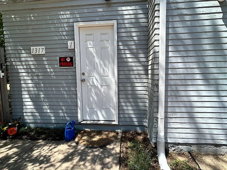 1317 Cranford Pl #1 — Photo 2