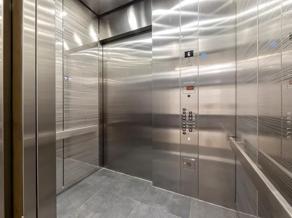 121 34th Street image 11 of 213