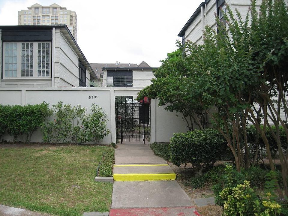 1st image of 5107 Del Monte Dr APT 13