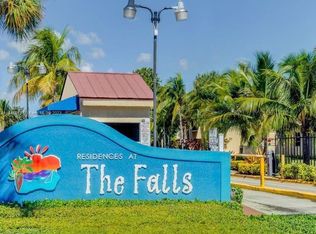 13900 SW 90th Ave #208, Miami, FL 33176