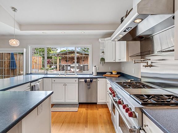 5th image of 2020 Vista Lane
