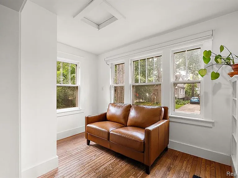 529 Hawthorn Ave — Photo 26