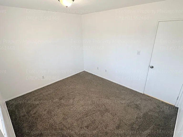 7400 Cross Glade St — Photo 29