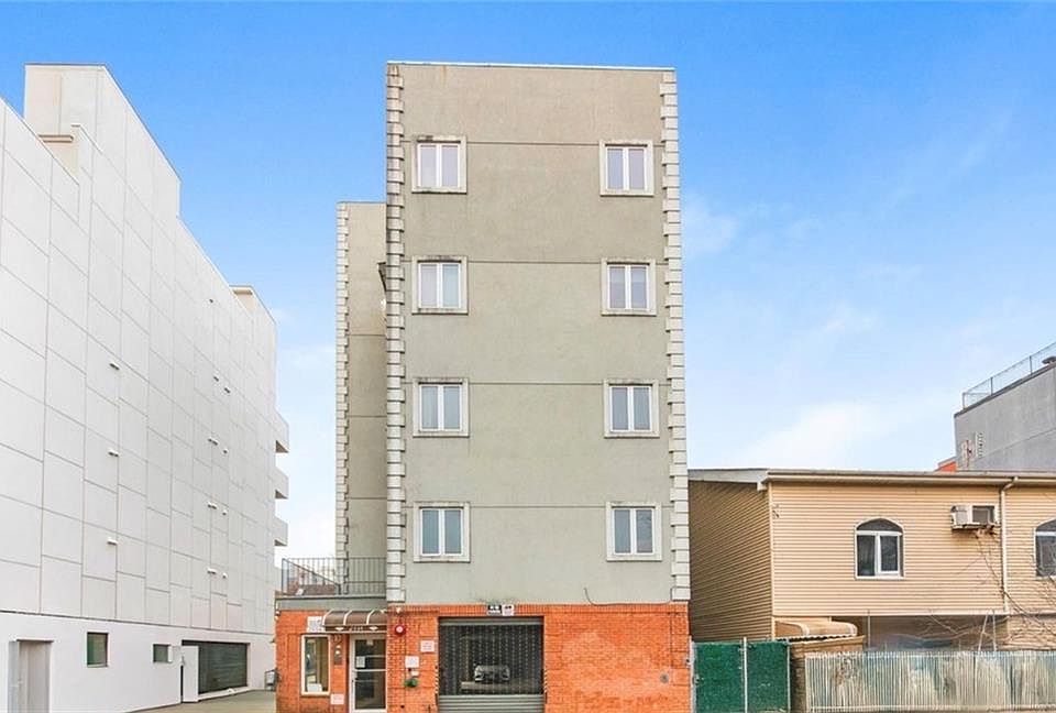 1st image of 2934 Brighton 4th St #6F