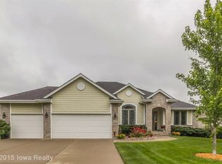 9127 Lenham Dr, Johnston, IA 50131