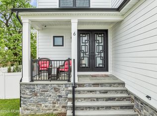 6 Orchard St, Marlboro, NJ 07746