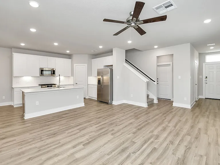 21026 Bay Village Dr #A — Photo 28