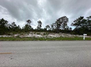 823 Lincoln Rd NE, Lake Placid, FL 33852