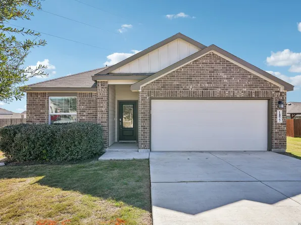 1877 Lauter Ln, New Braunfels, TX 78130