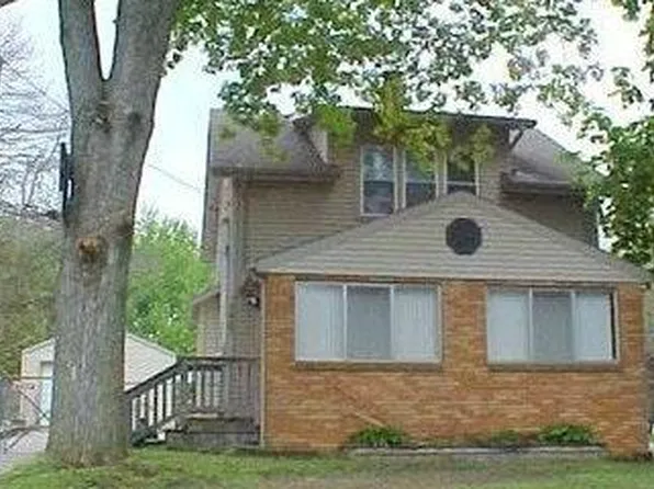 7487 Braymont St, Mount Morris, MI 48458