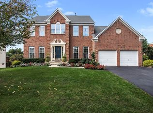 13912 Falconcrest Rd, Germantown, MD 20874