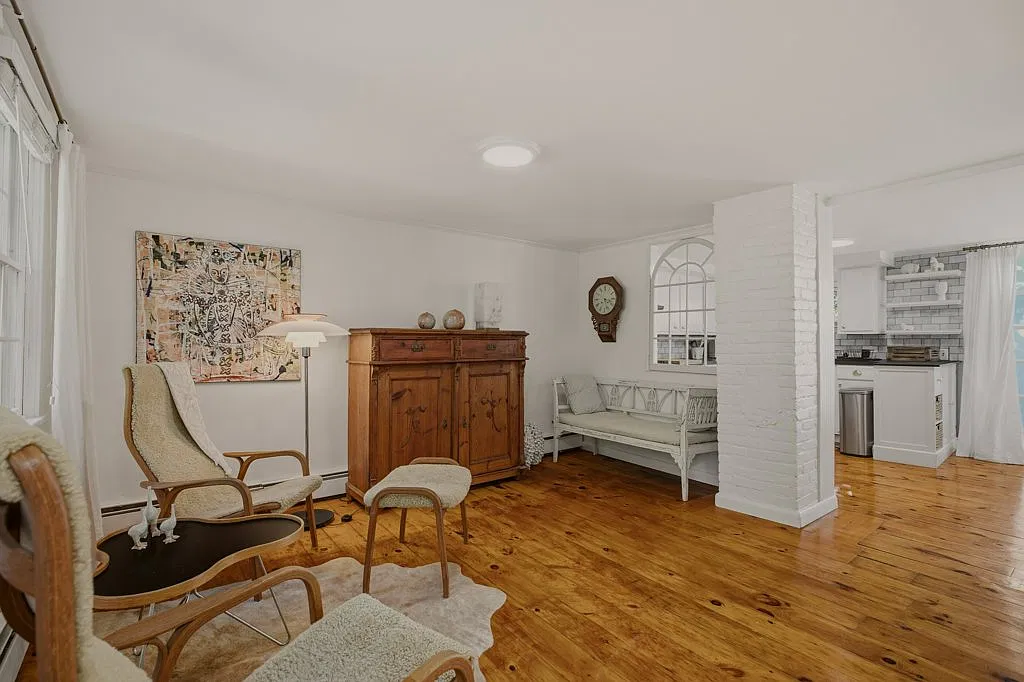 1 bed, 745 sqft, $2,250 — Photo 3