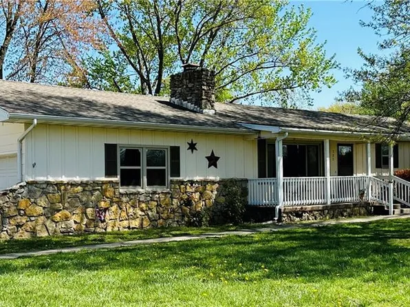 323 S West St, Arma, KS 66712
