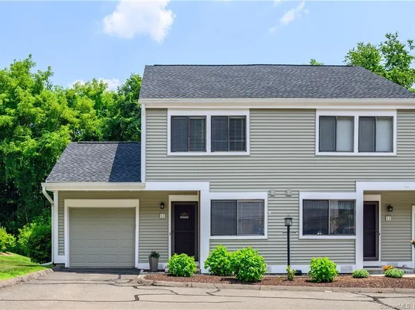 13 Eagle Rock Hill #13, Bethel, CT 06801