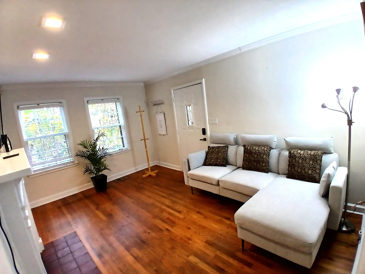 1596 Steele Dr NW — Photo 3