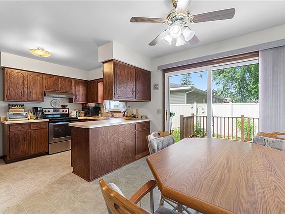4th image of 2904 Bobbie Street