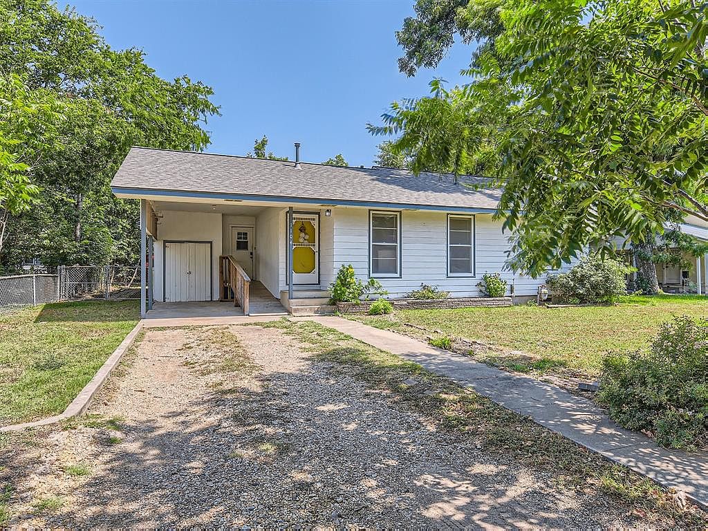 1104 Wallace St, Taylor, TX 76574 MLS 5927129 Zillow