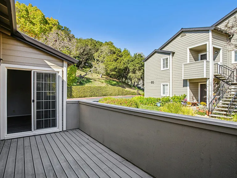 600 Canyon Oaks Dr #F — Photo 40
