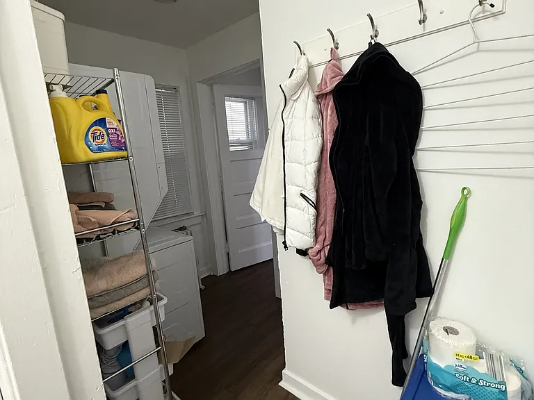 201 N Pinckney St #1-STREET201 — Photo 7