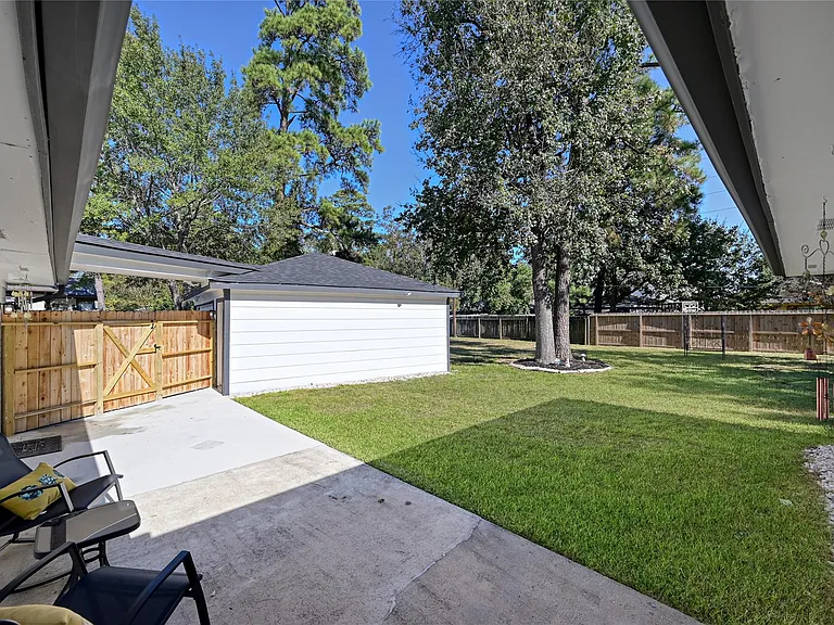 28926 Twisted Oak Dr — Photo 21