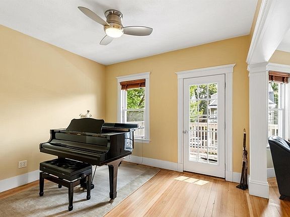 3rd image of 74 Josephine Ave #B