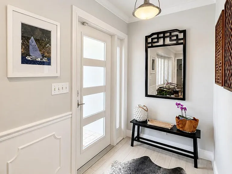 1111 SW Pepperridge Ter — Photo 3