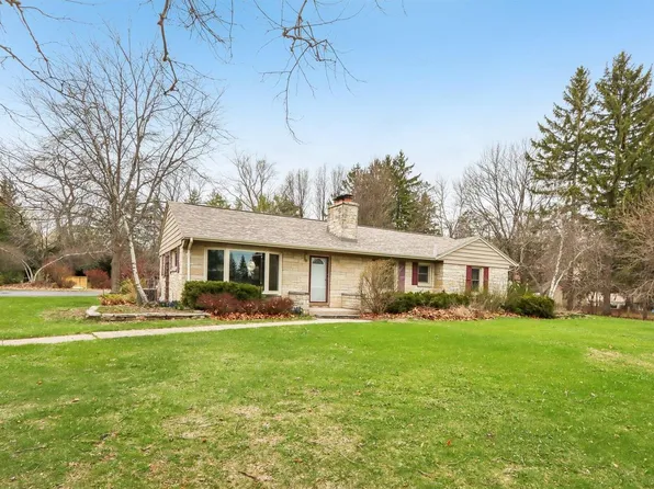 11311 North Wauwatosa ROAD, Mequon, WI 53097