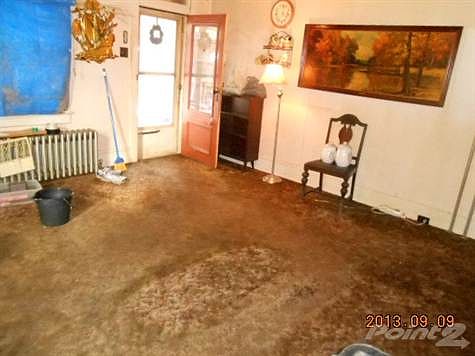 65 haddock road photos living room second view