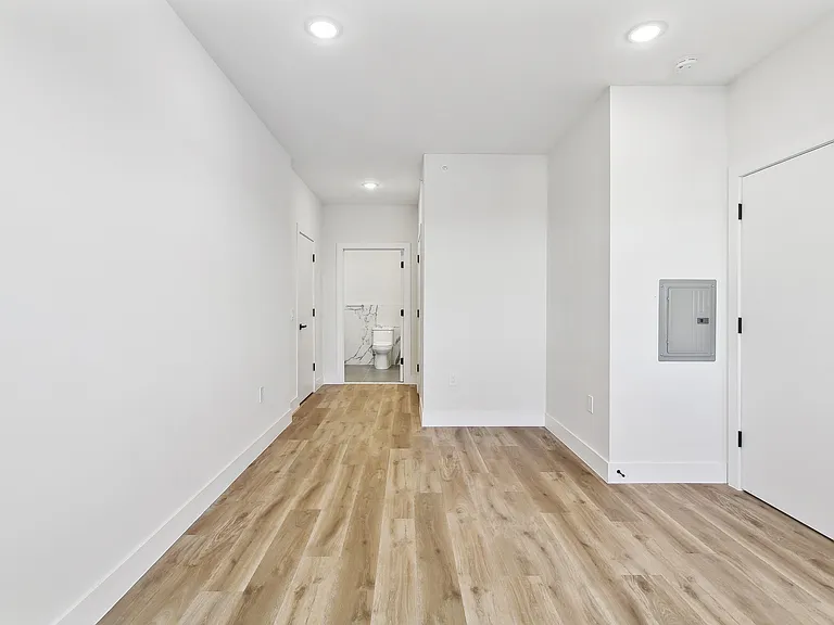 582 66th Street — Photo 21